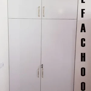 جای رخت خوابی با چهارچوب فلزی