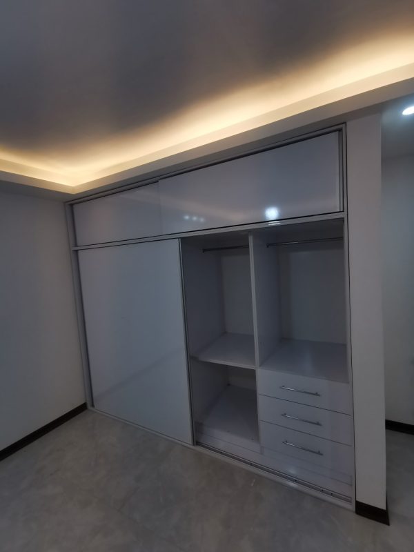 مدل کمد دیواری ریلی اتاق خواب