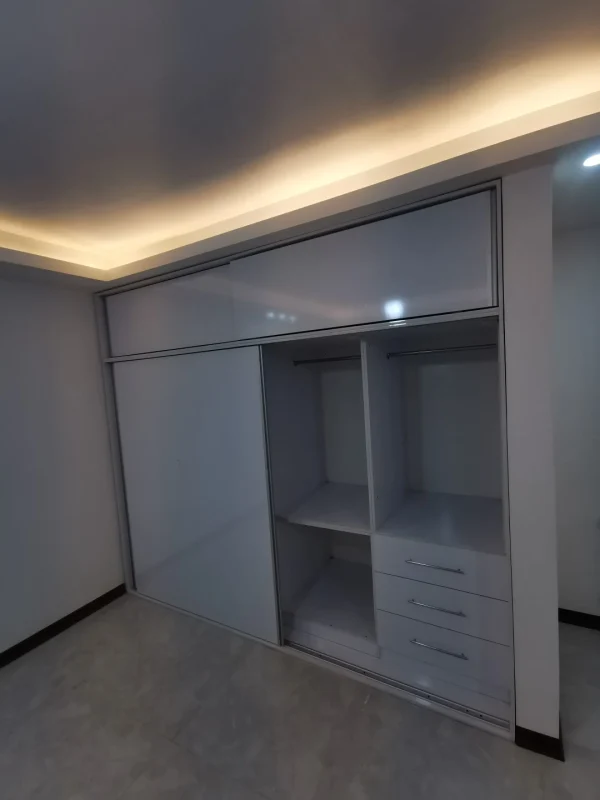 مدل کمد دیواری ریلی اتاق خواب